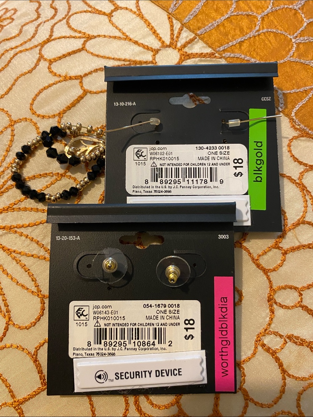 NWT---2 Pairs WORTHINGTON/MIXIT Pierced Earrings - Picture 6 of 6